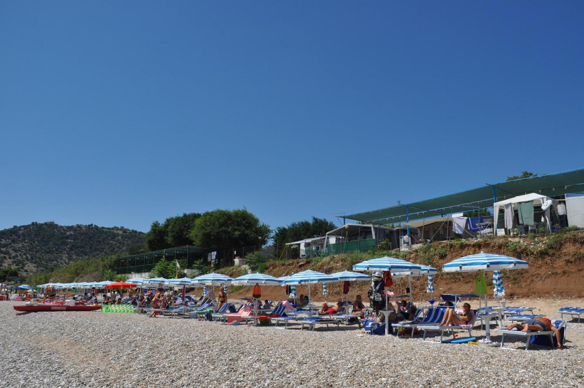 Mattinata Camping מראה חיצוני תמונה